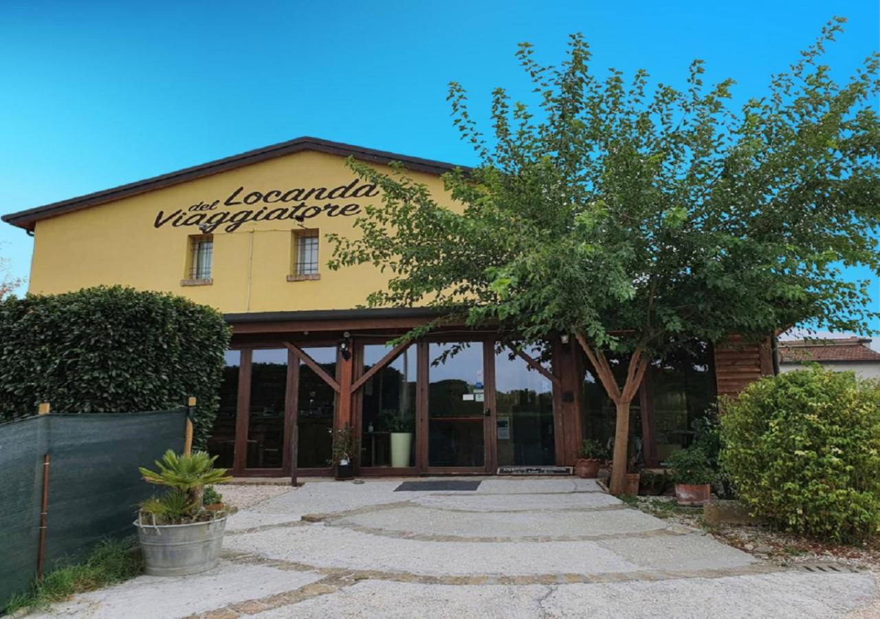 Osteria E Locanda Del Viaggiatore ルッシ エクステリア 写真
